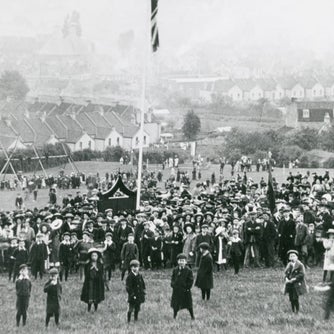 Black and white image of the opening of Innox Park, Twerton, Bath 1909